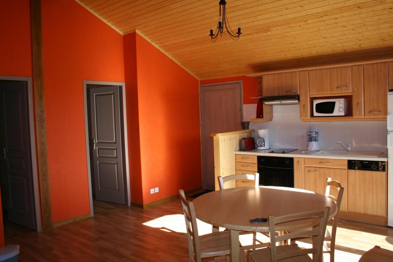 Chalets De Tremontagne 3 Etoiles Nanchez Bagian luar foto