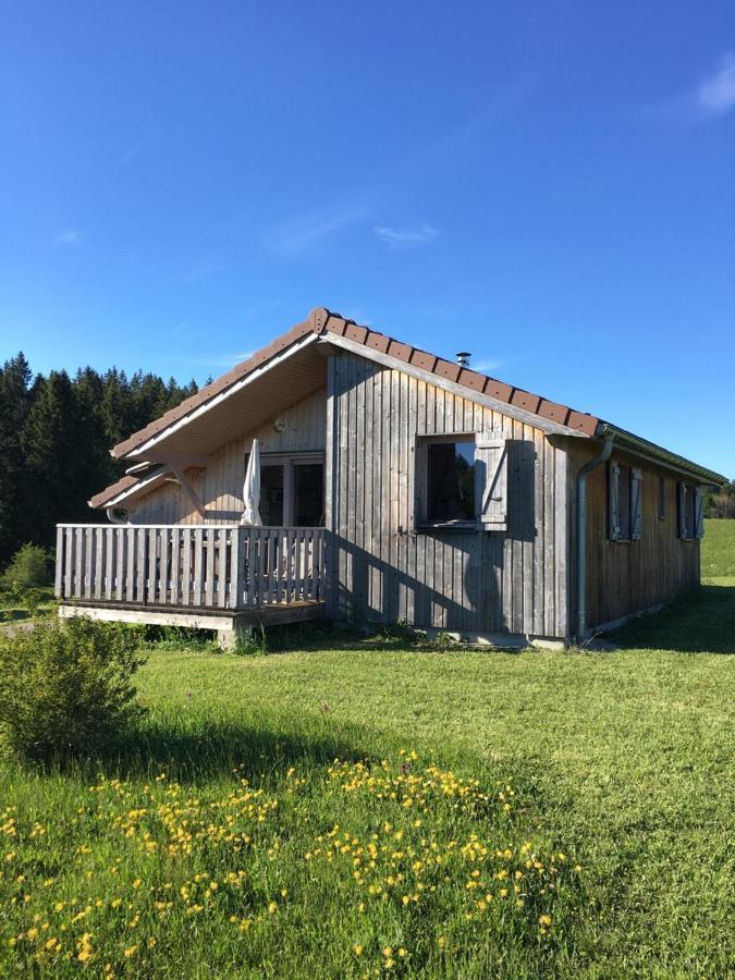 Chalets De Tremontagne 3 Etoiles Nanchez Bagian luar foto